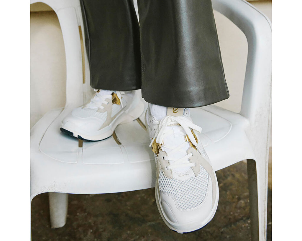 WHITE LIMESTONE SHADOW WHITE