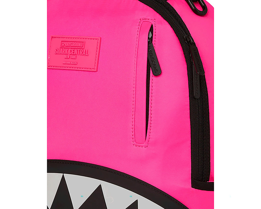 SHARK CENTRAL PULSE BACKPACK