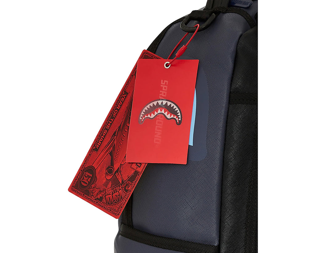 SHARK CENTRAL LATE ARRIVAL DLXSV BACKPACK