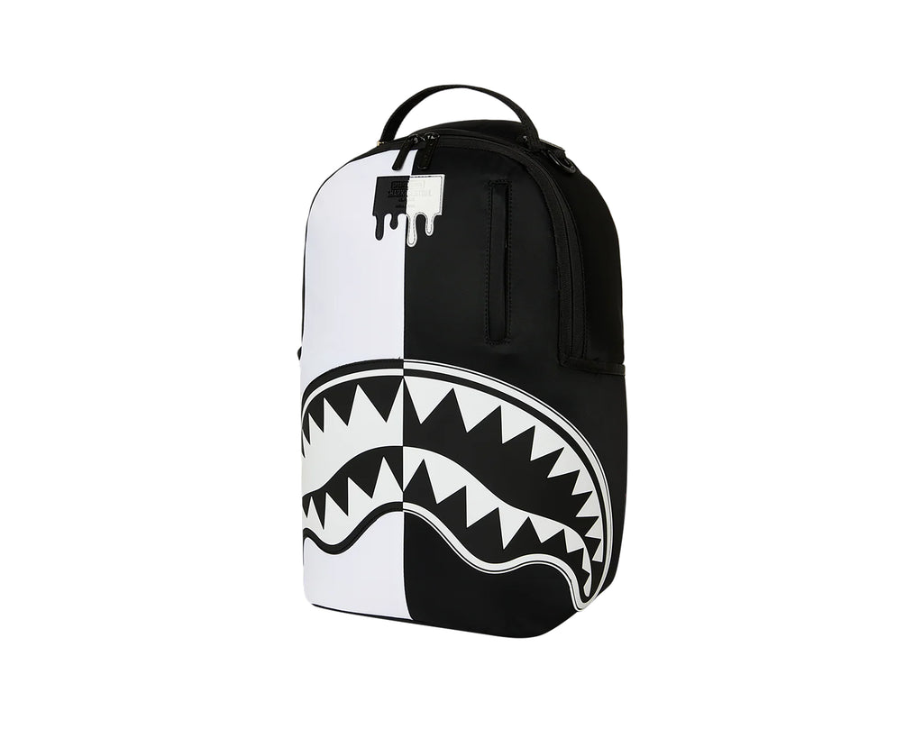 SHARK CENTRAL 2 BEYOND BACKPACK