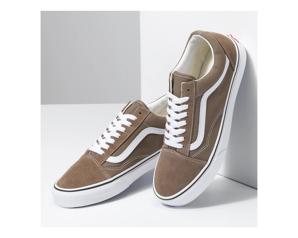 COLOR THEORY WALNUT