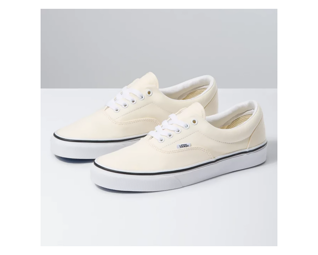 CLASSIC WHITE TRUE WHITE