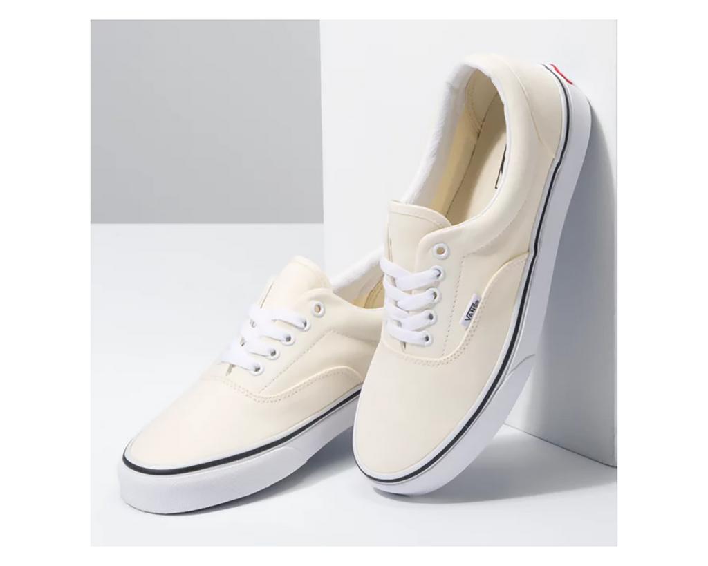 CLASSIC WHITE TRUE WHITE