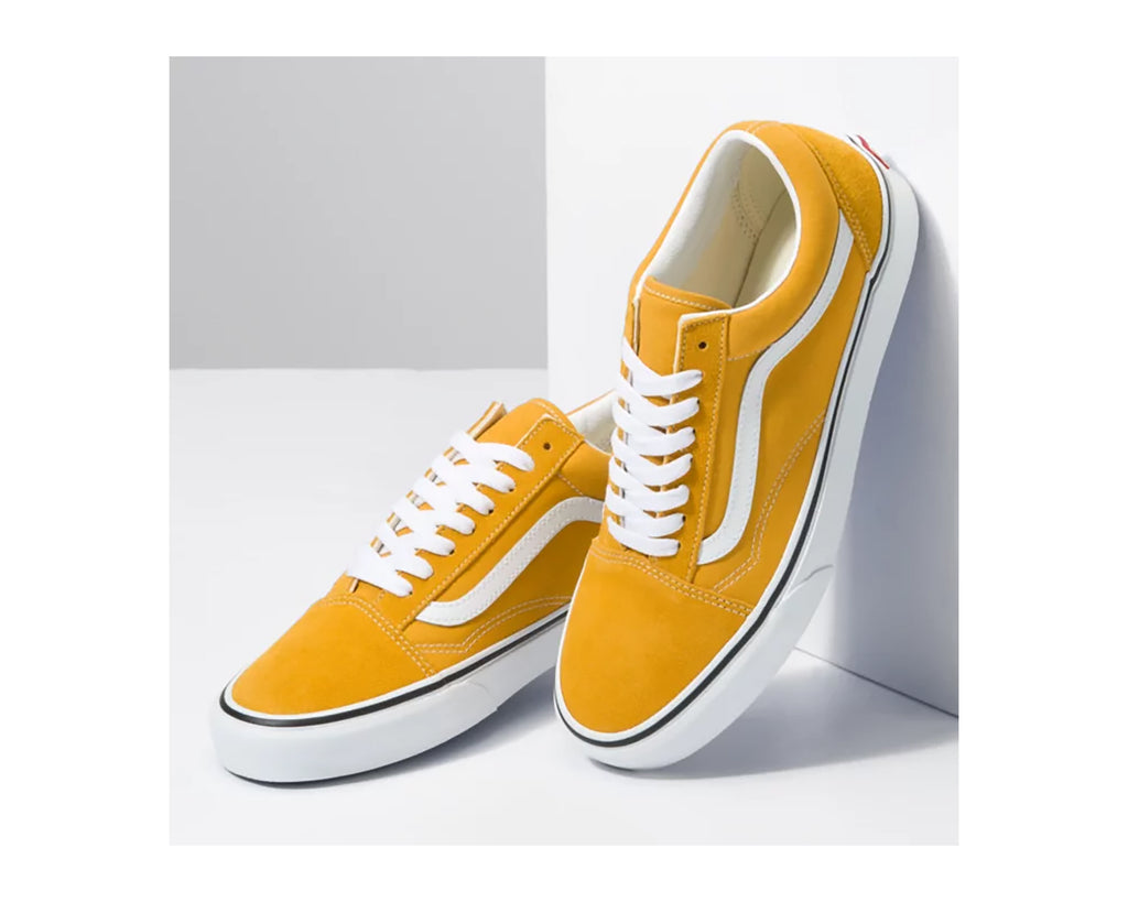 COLOR THEORY GOLDEN YELLOW