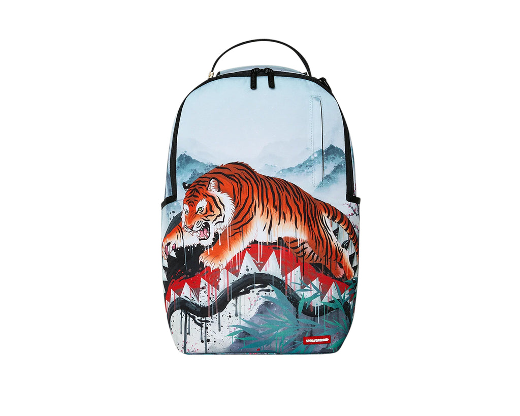 TIGER CLAW MOUNTAIN BACKPACK